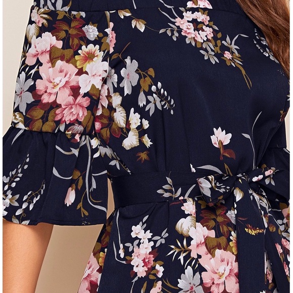 Off The Shoulder Floral Print Tie Curved Hem Dress - Picture 4 of 6